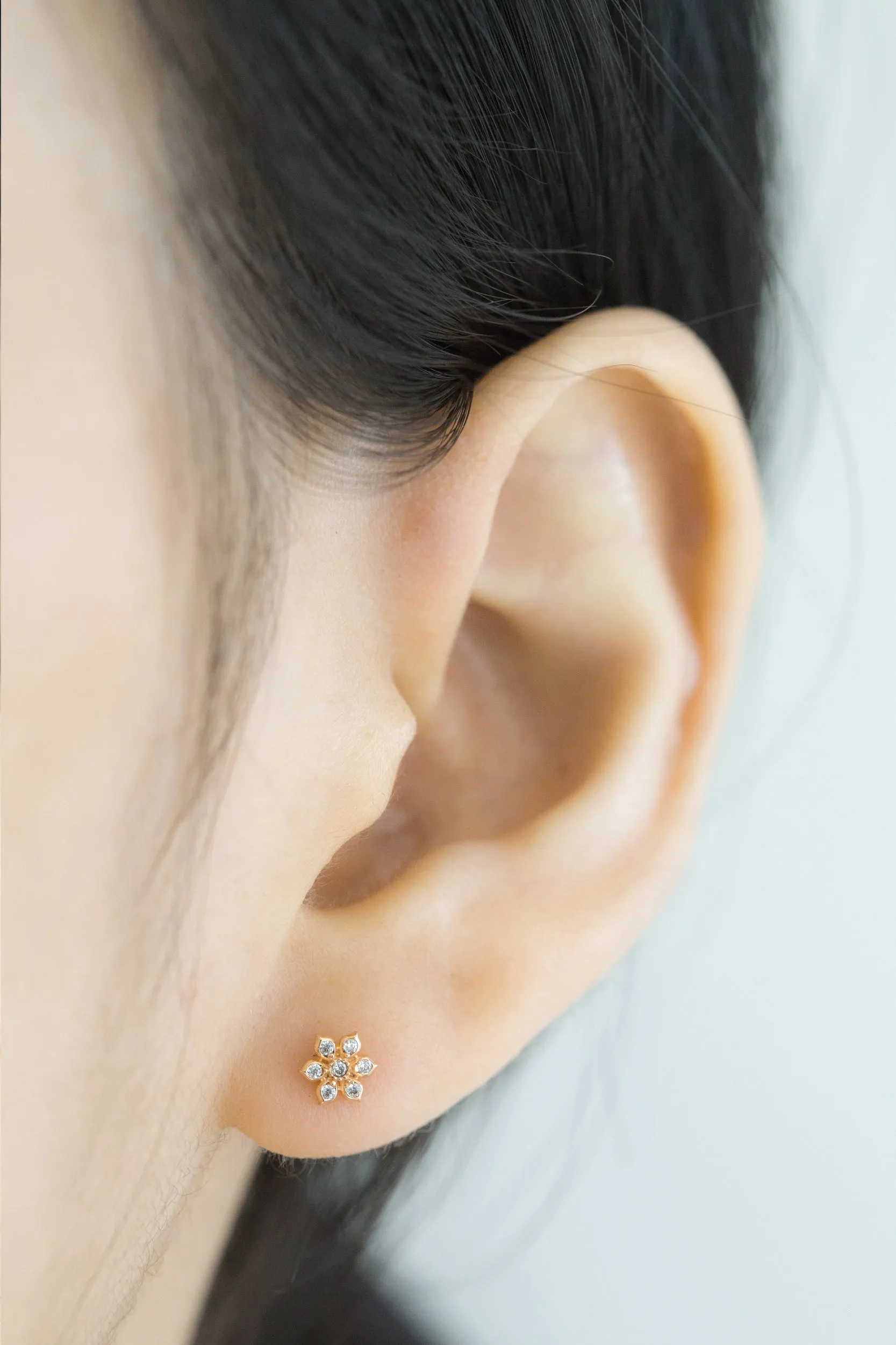 14k Gold Jewelry CZ Flower Cartilage Helix Tragus Inner Conch Barbell Ear Stud Earring Piercing