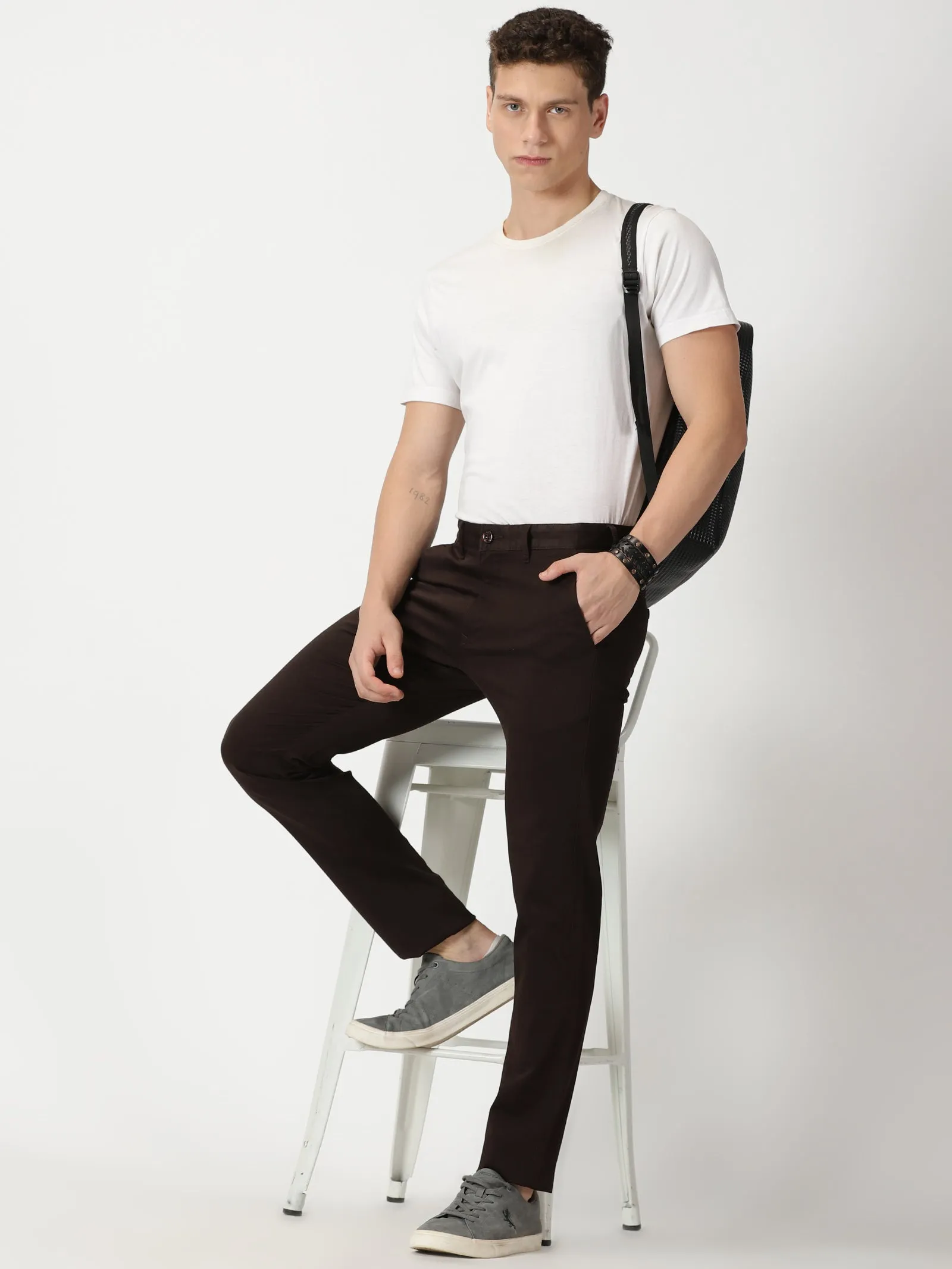 MEN'S COFEE BROWN SOLID JASON FIT TROUSER