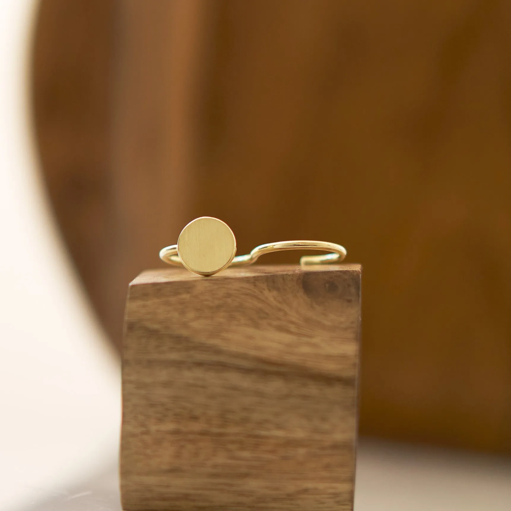 Two-finger Gold Sybille Ring