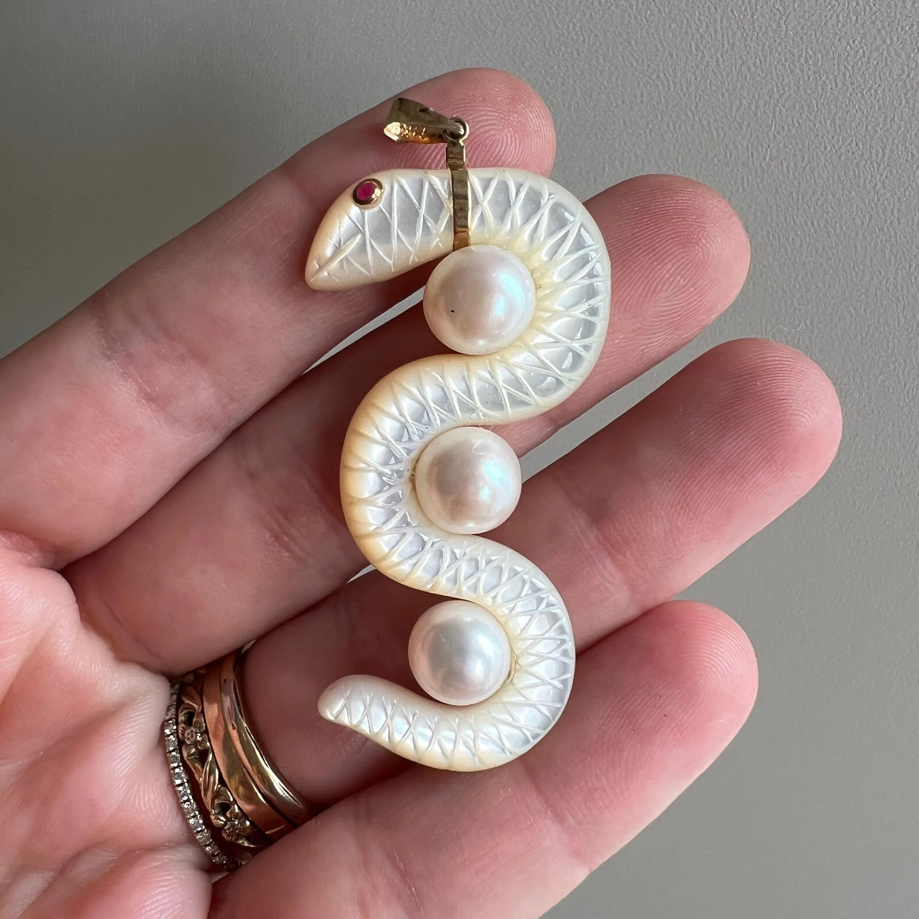 V I N T A G E // iridescent slither / 14k carved shell and pearl snake / a pendant